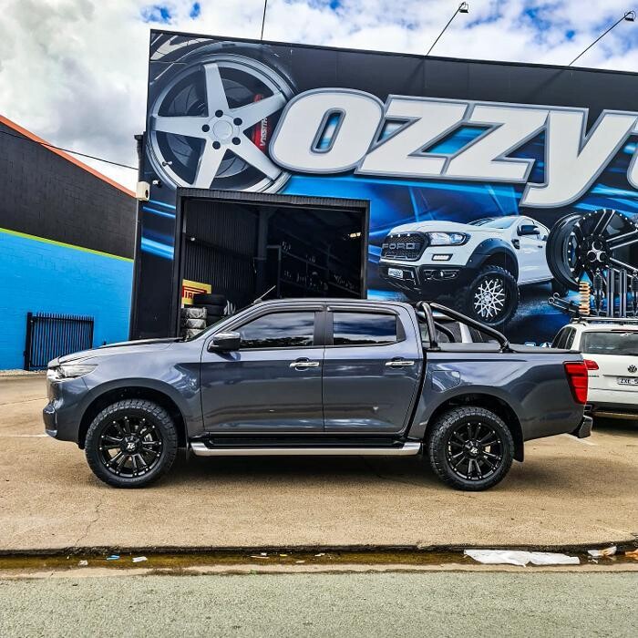 Images Ozzy Tyres Underwood | Southside Cheap Tyres | Brisbane Wheels and Tyres | 4x4 Rims