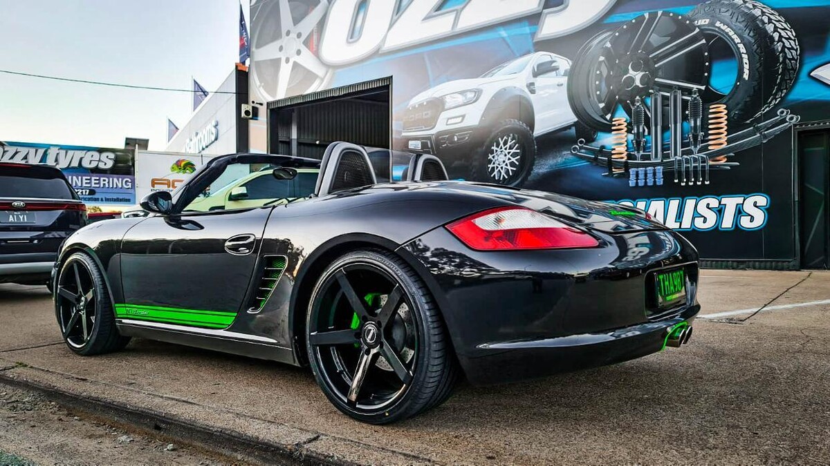 Images Ozzy Tyres Underwood | Southside Cheap Tyres | Brisbane Wheels and Tyres | 4x4 Rims