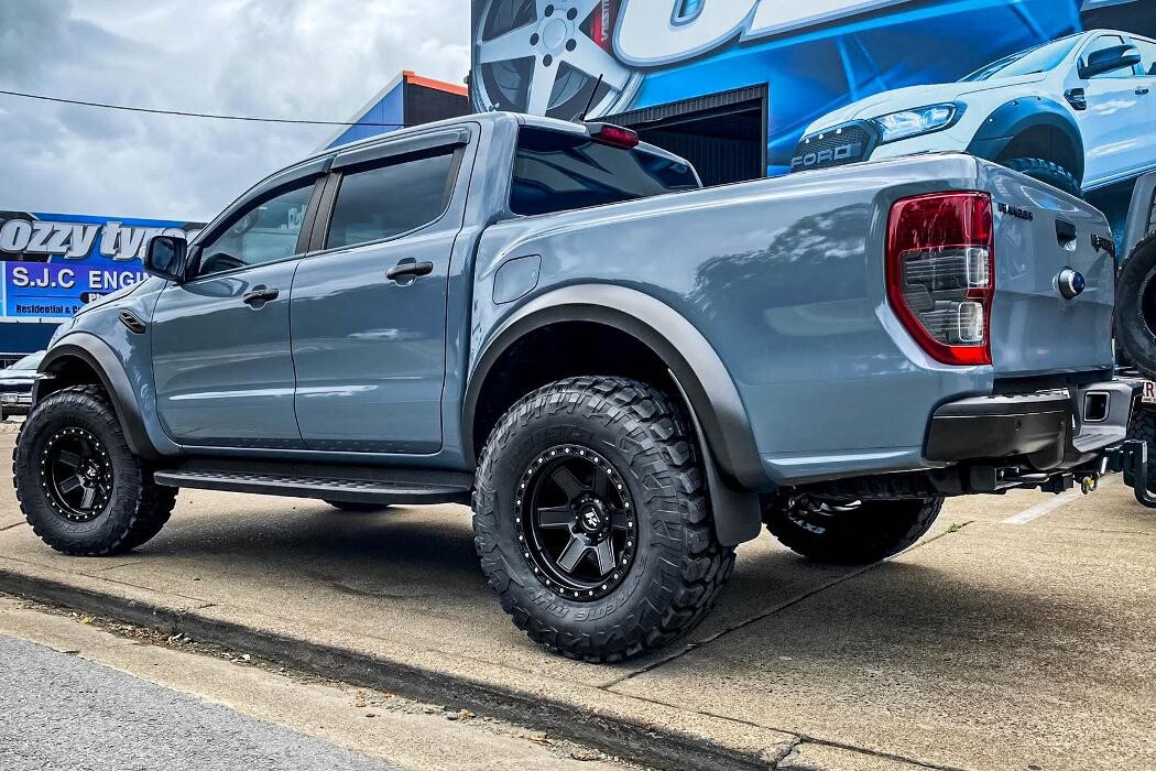 Images Ozzy Tyres Underwood | Southside Cheap Tyres | Brisbane Wheels and Tyres | 4x4 Rims