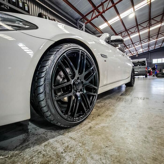 Images Ozzy Tyres Underwood | Southside Cheap Tyres | Brisbane Wheels and Tyres | 4x4 Rims