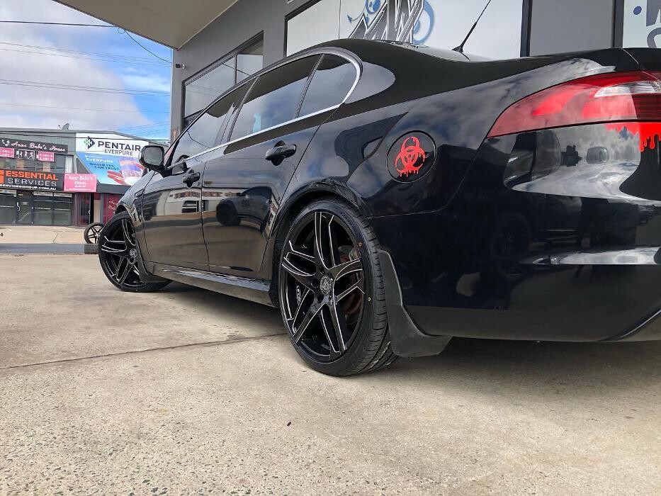 Images Ozzy Tyres Underwood | Southside Cheap Tyres | Brisbane Wheels and Tyres | 4x4 Rims