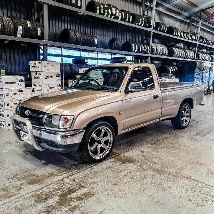 Images Ozzy Tyres Underwood | Southside Cheap Tyres | Brisbane Wheels and Tyres | 4x4 Rims