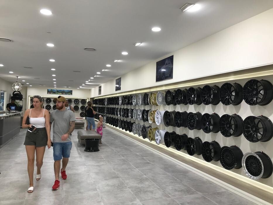 Images Ozzy Tyres Underwood | Southside Cheap Tyres | Brisbane Wheels and Tyres | 4x4 Rims