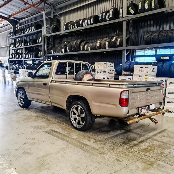 Images Ozzy Tyres Underwood | Southside Cheap Tyres | Brisbane Wheels and Tyres | 4x4 Rims