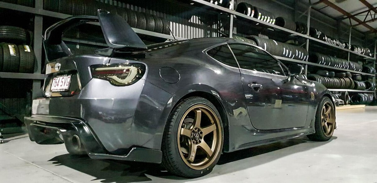 Images Ozzy Tyres Underwood | Southside Cheap Tyres | Brisbane Wheels and Tyres | 4x4 Rims