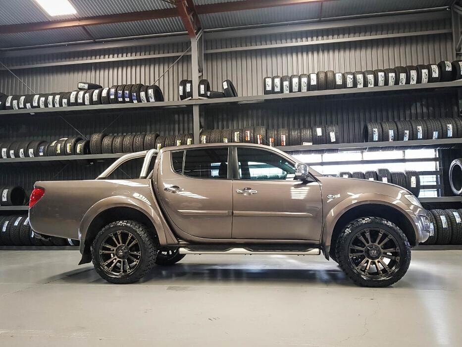 Images Ozzy Tyres Underwood | Southside Cheap Tyres | Brisbane Wheels and Tyres | 4x4 Rims