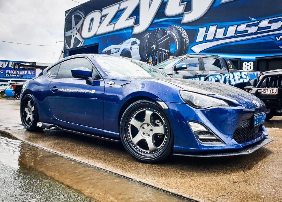 Images Ozzy Tyres Underwood | Southside Cheap Tyres | Brisbane Wheels and Tyres | 4x4 Rims