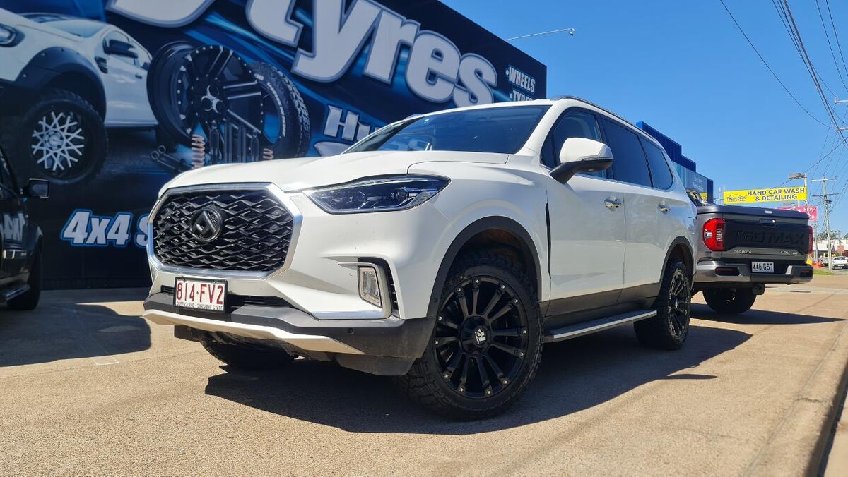 Images Ozzy Tyres Underwood | Southside Cheap Tyres | Brisbane Wheels and Tyres | 4x4 Rims