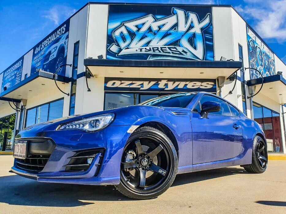 Images Ozzy Tyres Underwood | Southside Cheap Tyres | Brisbane Wheels and Tyres | 4x4 Rims