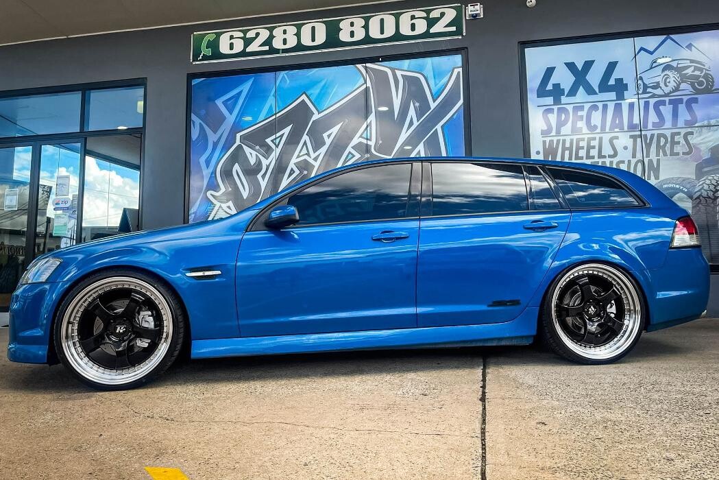 Images Ozzy Tyres Fyshwick | Tyres Canberra | Wheels & Tyres ACT | 4x4 Centre