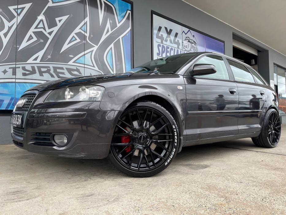 Images Ozzy Tyres Fyshwick | Tyres Canberra | Wheels & Tyres ACT | 4x4 Centre