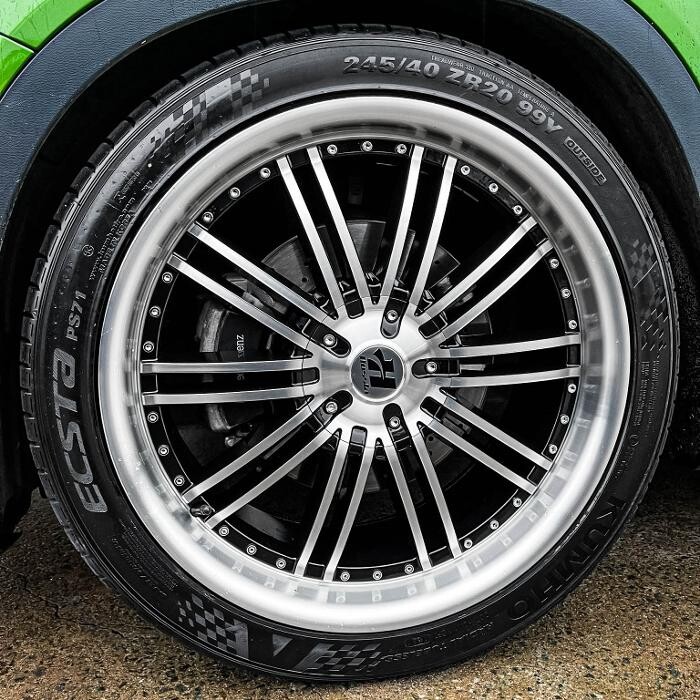 Images Ozzy Tyres Fyshwick | Tyres Canberra | Wheels & Tyres ACT | 4x4 Centre