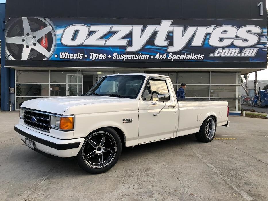 Images Ozzy Tyres Fyshwick | Tyres Canberra | Wheels & Tyres ACT | 4x4 Centre