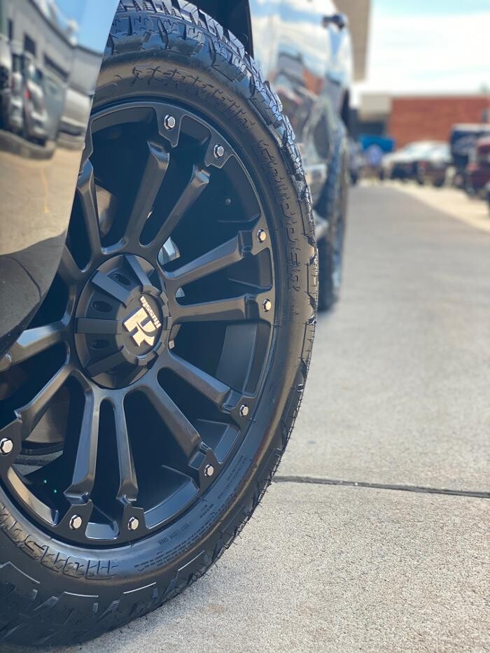 Images Ozzy Tyres Fyshwick | Tyres Canberra | Wheels & Tyres ACT | 4x4 Centre