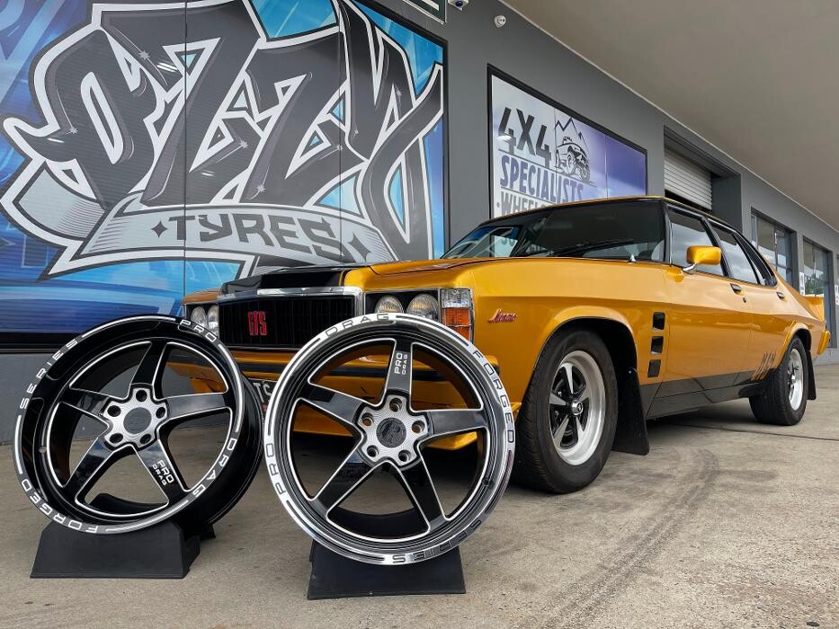Images Ozzy Tyres Fyshwick | Tyres Canberra | Wheels & Tyres ACT | 4x4 Centre