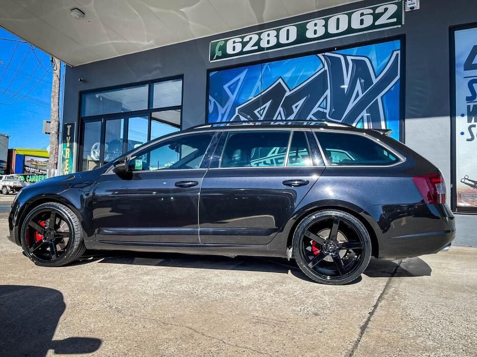 Images Ozzy Tyres Fyshwick | Tyres Canberra | Wheels & Tyres ACT | 4x4 Centre