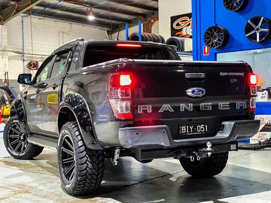 Images Ozzy Tyres Fyshwick | Tyres Canberra | Wheels & Tyres ACT | 4x4 Centre
