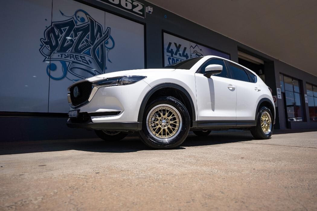 Images Ozzy Tyres Fyshwick | Tyres Canberra | Wheels & Tyres ACT | 4x4 Centre