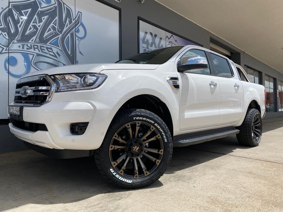 Images Ozzy Tyres Fyshwick | Tyres Canberra | Wheels & Tyres ACT | 4x4 Centre
