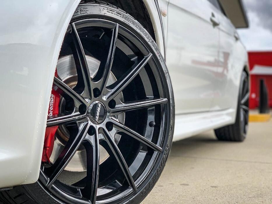 Images Ozzy Tyres Fyshwick | Tyres Canberra | Wheels & Tyres ACT | 4x4 Centre