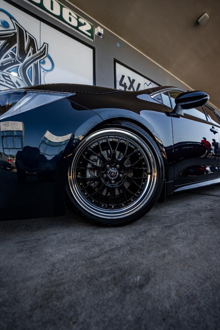 Images Ozzy Tyres Fyshwick | Tyres Canberra | Wheels & Tyres ACT | 4x4 Centre