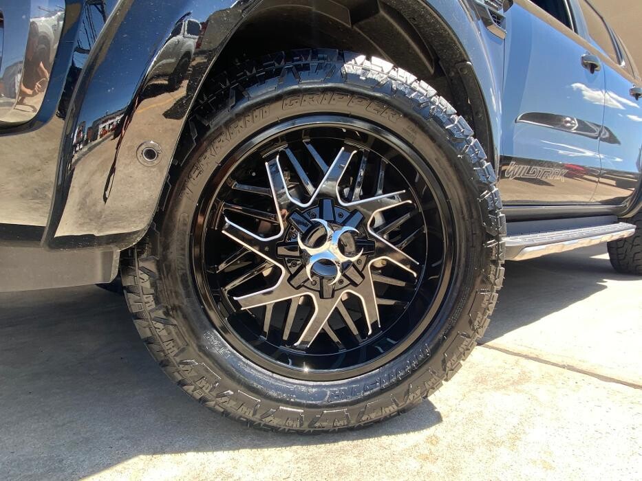 Images Ozzy Tyres Fyshwick | Tyres Canberra | Wheels & Tyres ACT | 4x4 Centre