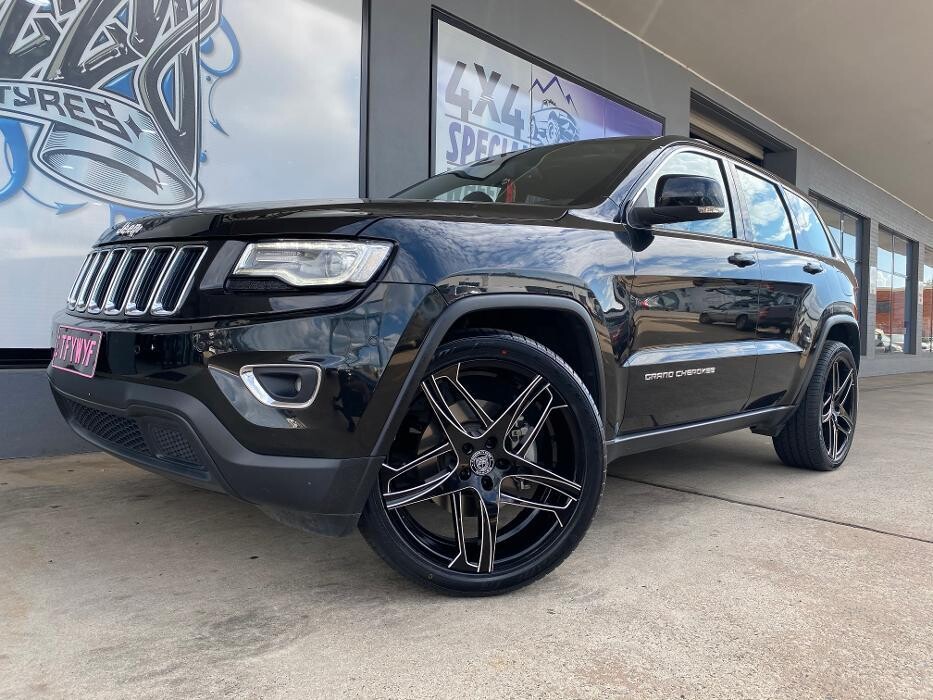 Images Ozzy Tyres Fyshwick | Tyres Canberra | Wheels & Tyres ACT | 4x4 Centre
