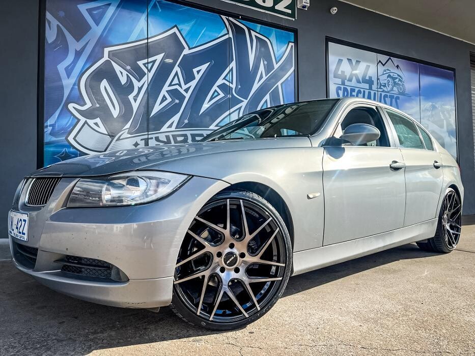 Images Ozzy Tyres Fyshwick | Tyres Canberra | Wheels & Tyres ACT | 4x4 Centre