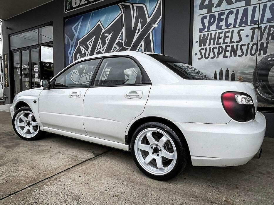 Images Ozzy Tyres Fyshwick | Tyres Canberra | Wheels & Tyres ACT | 4x4 Centre