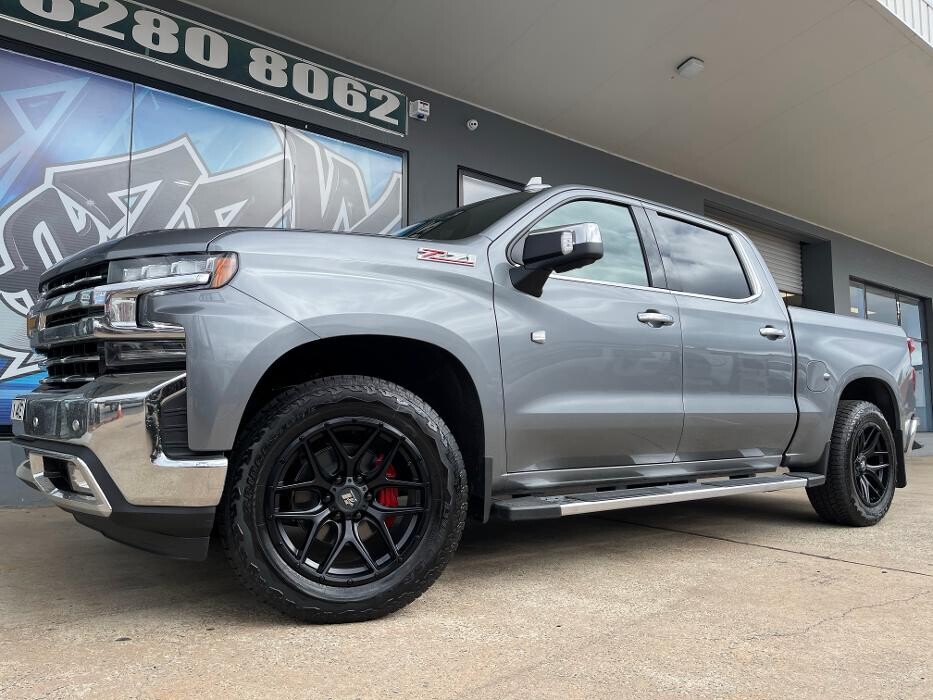 Images Ozzy Tyres Fyshwick | Tyres Canberra | Wheels & Tyres ACT | 4x4 Centre