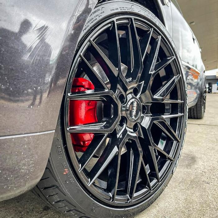 Images Ozzy Tyres Fyshwick | Tyres Canberra | Wheels & Tyres ACT | 4x4 Centre