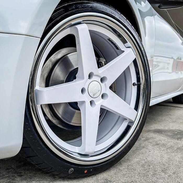 Images Ozzy Tyres Fyshwick | Tyres Canberra | Wheels & Tyres ACT | 4x4 Centre