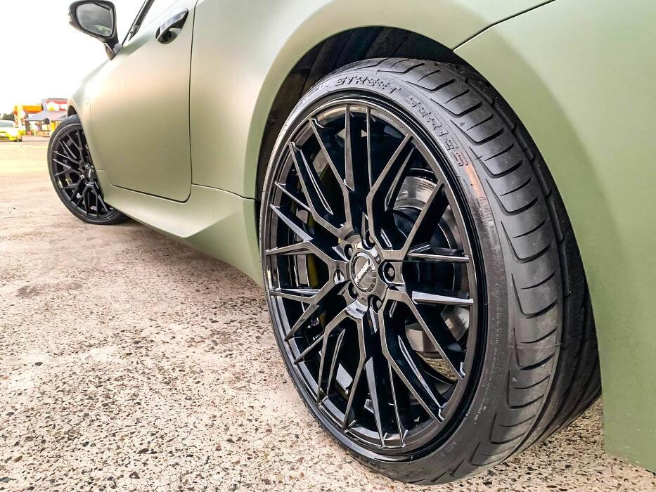Images Ozzy Tyres Fyshwick | Tyres Canberra | Wheels & Tyres ACT | 4x4 Centre