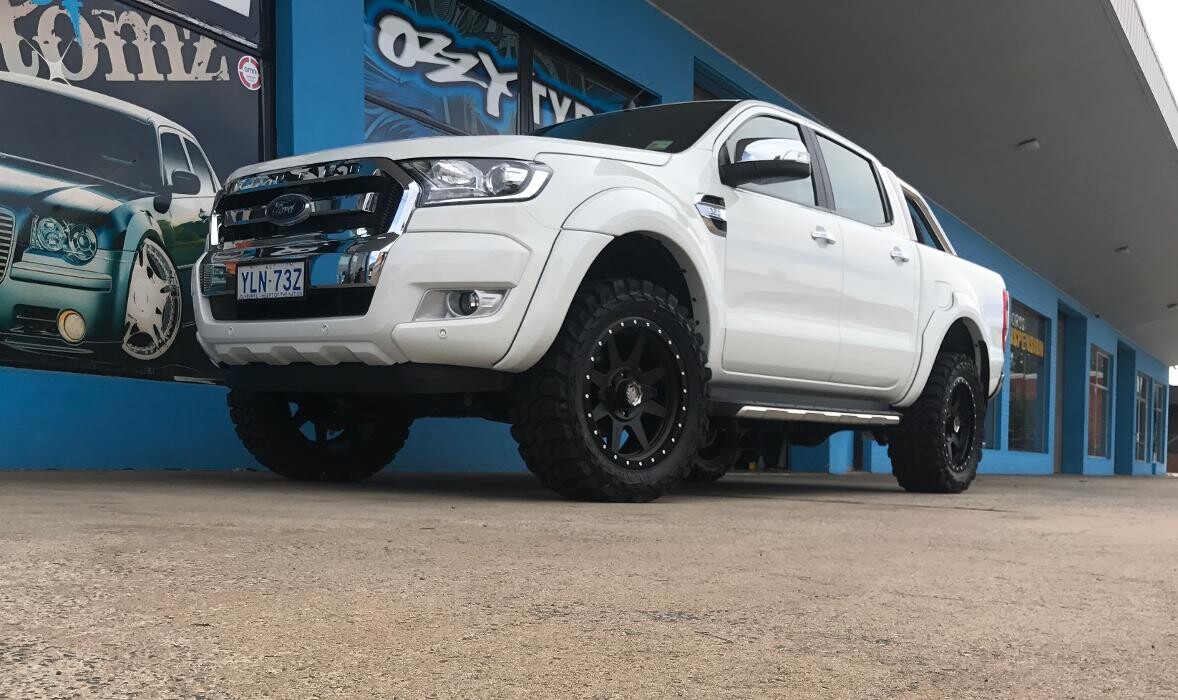Images Ozzy Tyres Fyshwick | Tyres Canberra | Wheels & Tyres ACT | 4x4 Centre