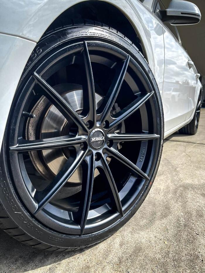 Images Ozzy Tyres Fyshwick | Tyres Canberra | Wheels & Tyres ACT | 4x4 Centre