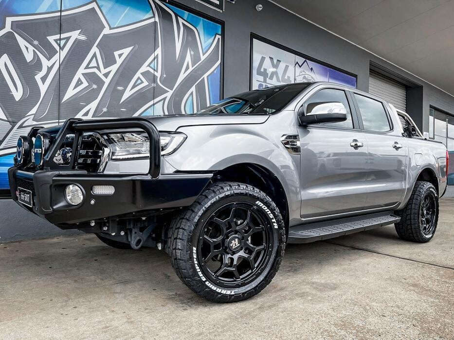 Images Ozzy Tyres Fyshwick | Tyres Canberra | Wheels & Tyres ACT | 4x4 Centre