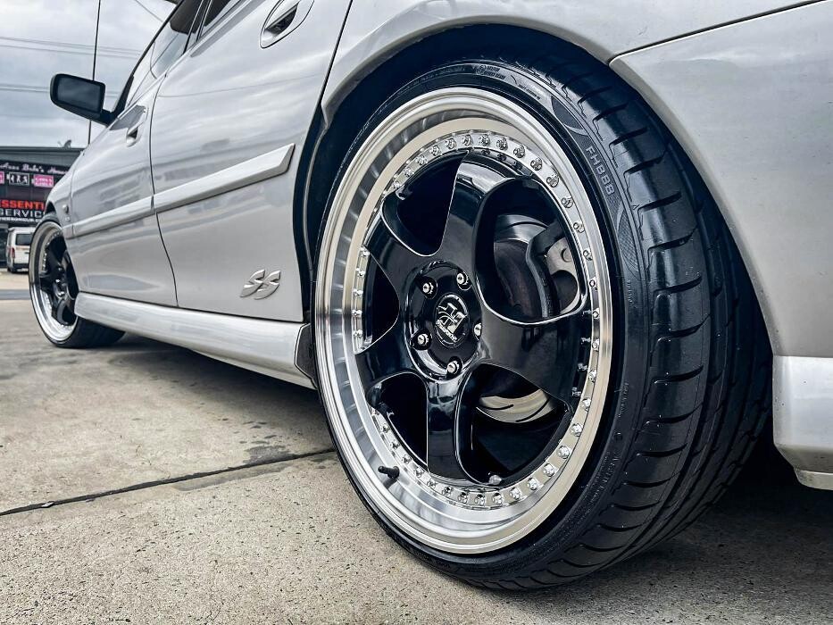 Images Ozzy Tyres Fyshwick | Tyres Canberra | Wheels & Tyres ACT | 4x4 Centre