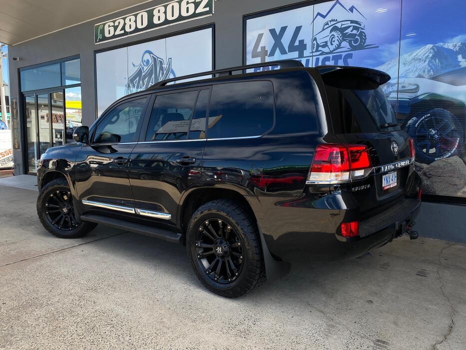 Images Ozzy Tyres Fyshwick | Tyres Canberra | Wheels & Tyres ACT | 4x4 Centre