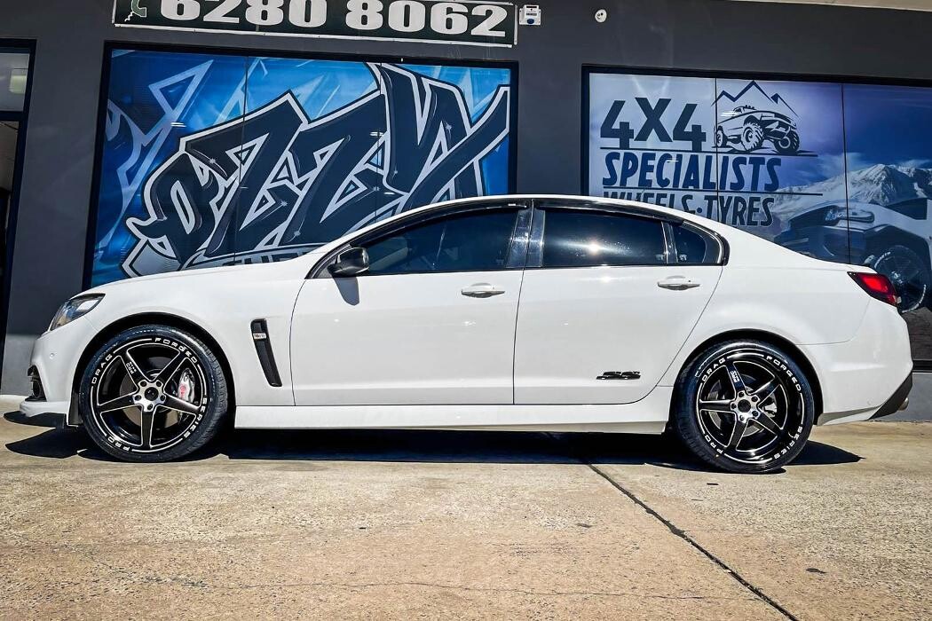Images Ozzy Tyres Fyshwick | Tyres Canberra | Wheels & Tyres ACT | 4x4 Centre
