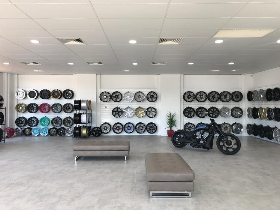 Images Ozzy Tyres Fyshwick | Tyres Canberra | Wheels & Tyres ACT | 4x4 Centre