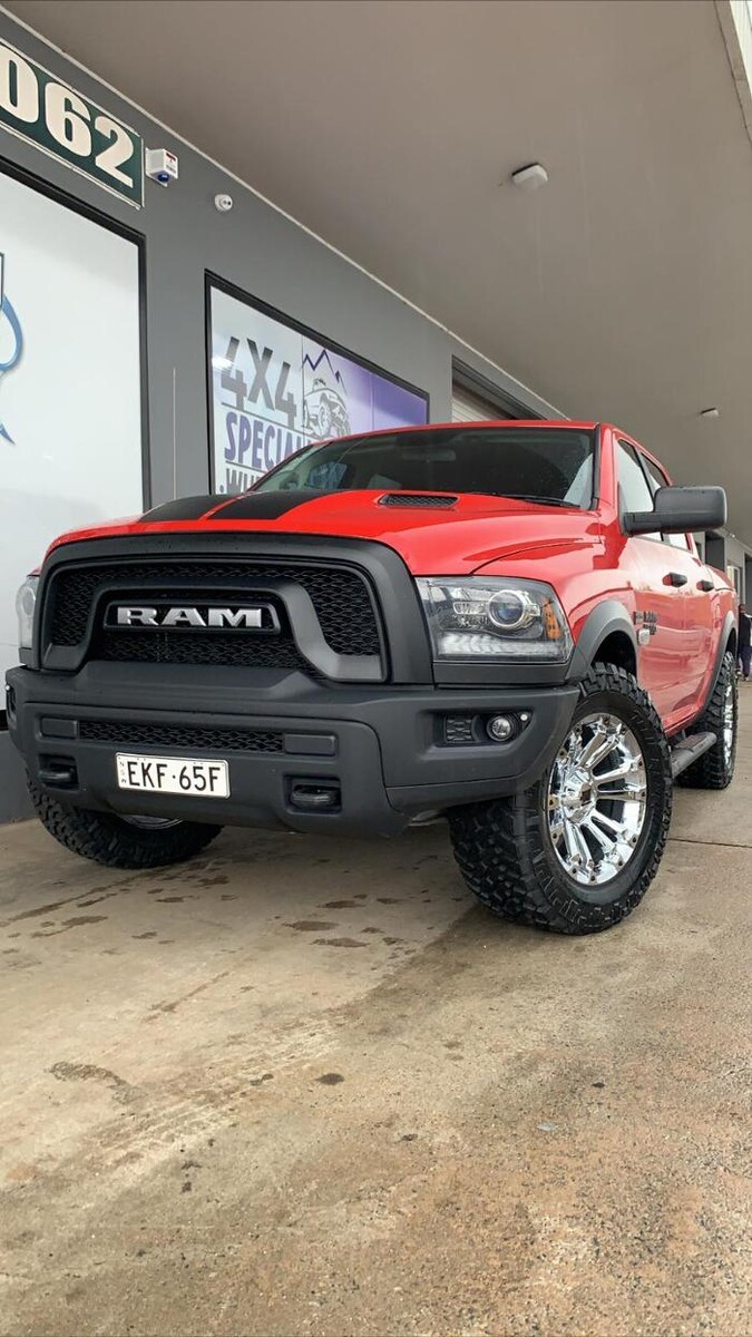Images Ozzy Tyres Fyshwick | Tyres Canberra | Wheels & Tyres ACT | 4x4 Centre