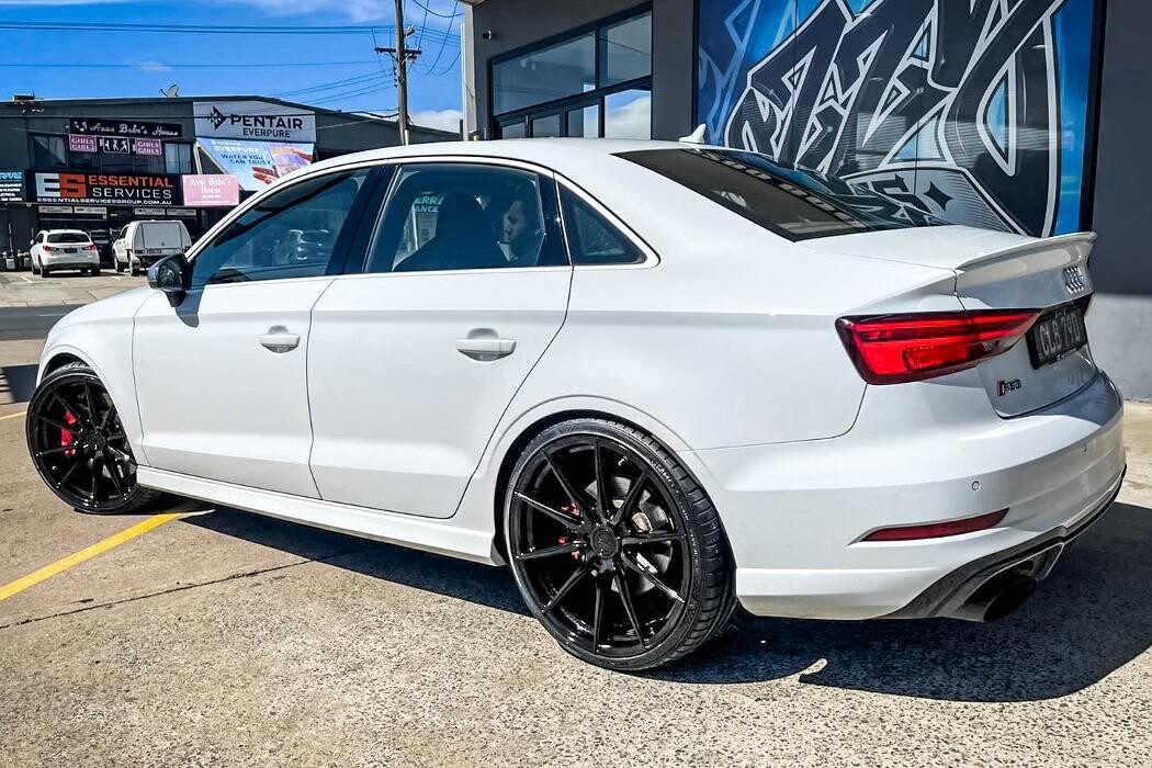 Images Ozzy Tyres Fyshwick | Tyres Canberra | Wheels & Tyres ACT | 4x4 Centre