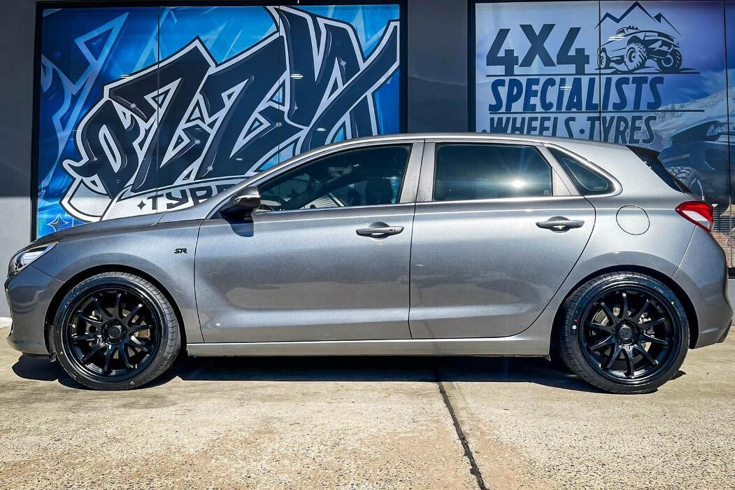 Images Ozzy Tyres Fyshwick | Tyres Canberra | Wheels & Tyres ACT | 4x4 Centre