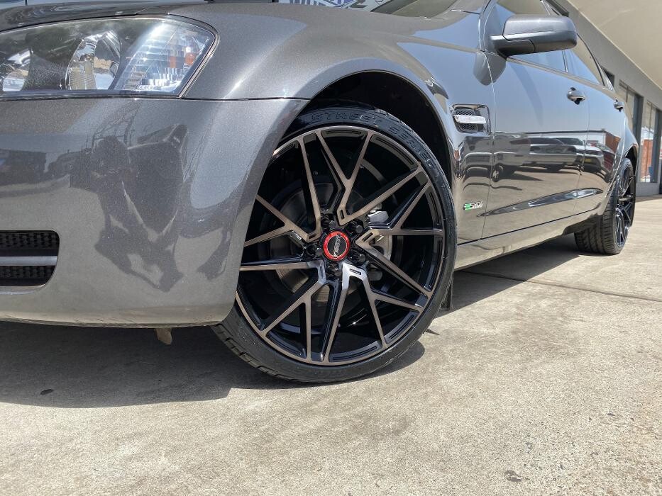 Images Ozzy Tyres Fyshwick | Tyres Canberra | Wheels & Tyres ACT | 4x4 Centre