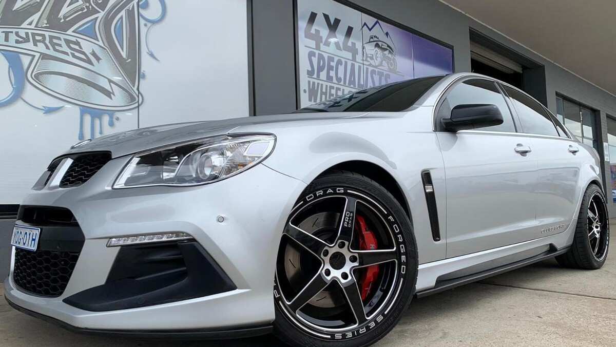 Images Ozzy Tyres Fyshwick | Tyres Canberra | Wheels & Tyres ACT | 4x4 Centre