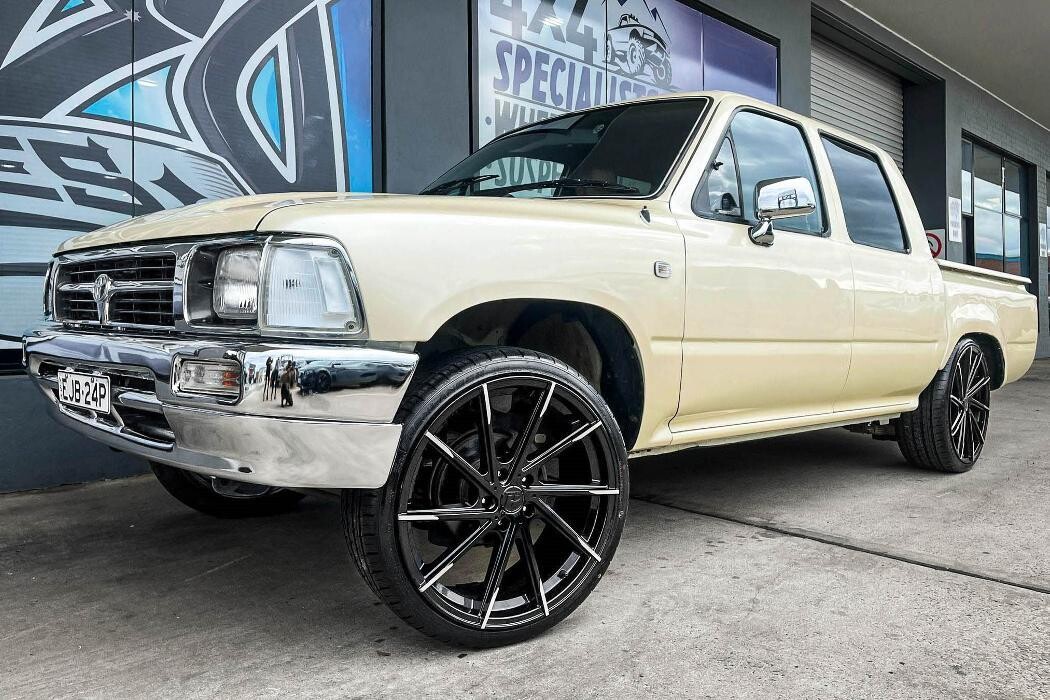 Images Ozzy Tyres Fyshwick | Tyres Canberra | Wheels & Tyres ACT | 4x4 Centre