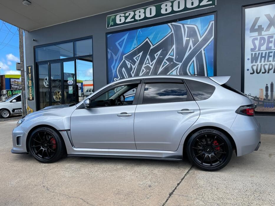 Images Ozzy Tyres Fyshwick | Tyres Canberra | Wheels & Tyres ACT | 4x4 Centre