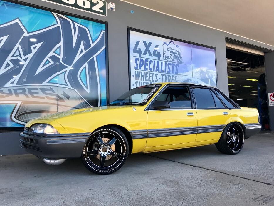 Images Ozzy Tyres Fyshwick | Tyres Canberra | Wheels & Tyres ACT | 4x4 Centre