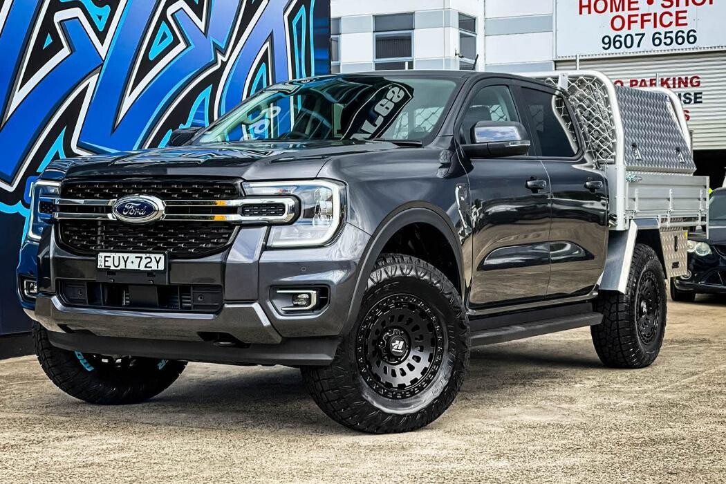 Images Ozzy Tyres Fyshwick | Tyres Canberra | Wheels & Tyres ACT | 4x4 Centre