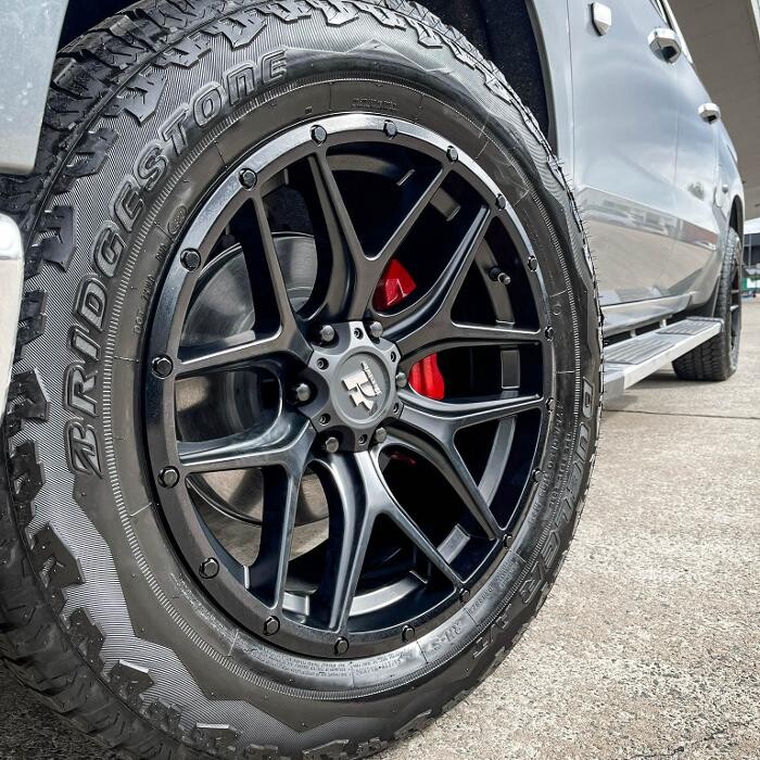 Images Ozzy Tyres Fyshwick | Tyres Canberra | Wheels & Tyres ACT | 4x4 Centre